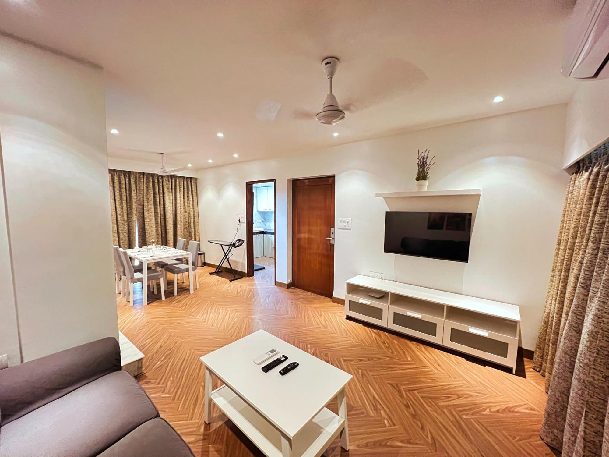 White House By Maxxvalue Service Apartments Bandra Мумбаи Экстерьер фото