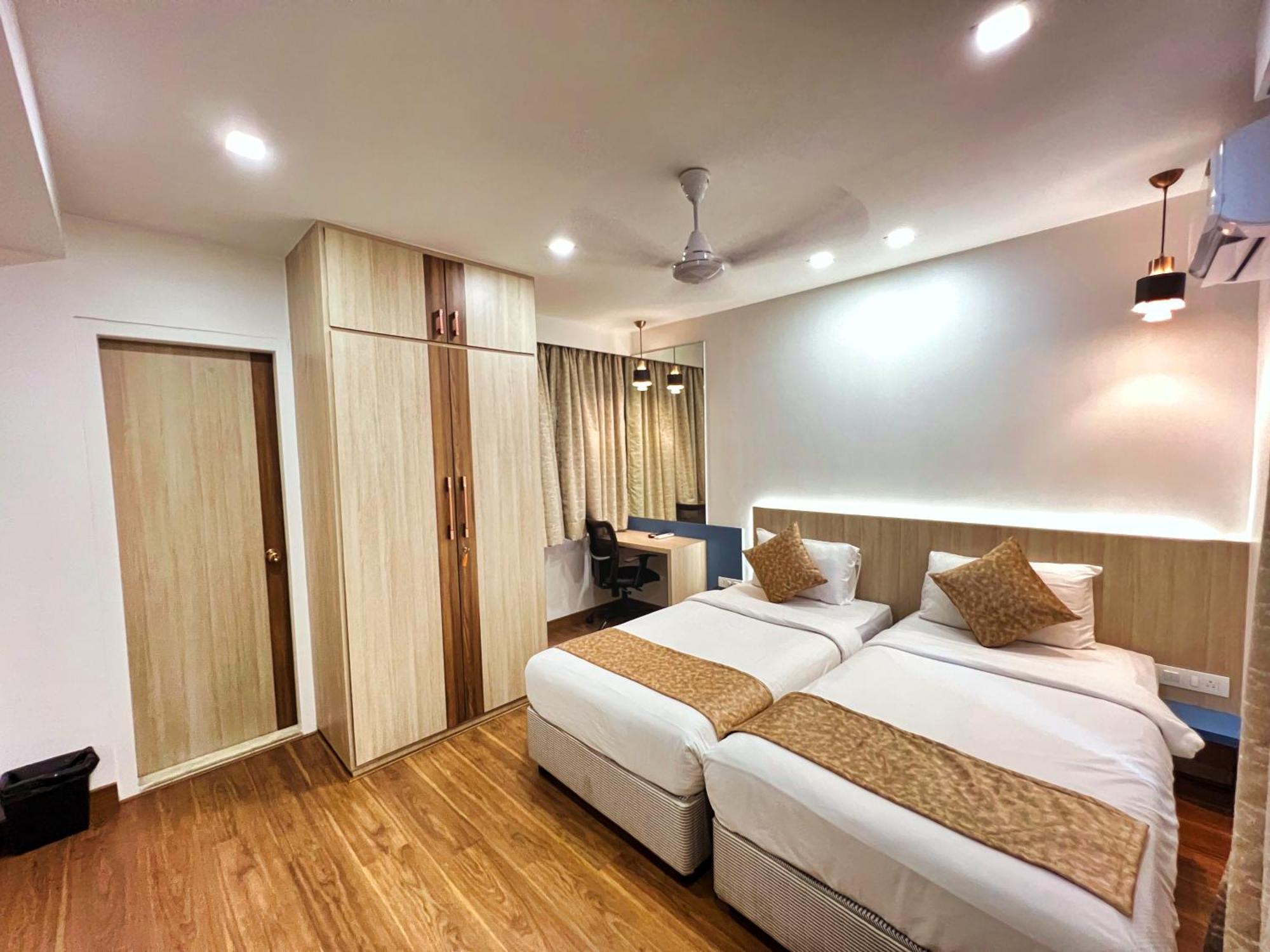 White House By Maxxvalue Service Apartments Bandra Мумбаи Экстерьер фото