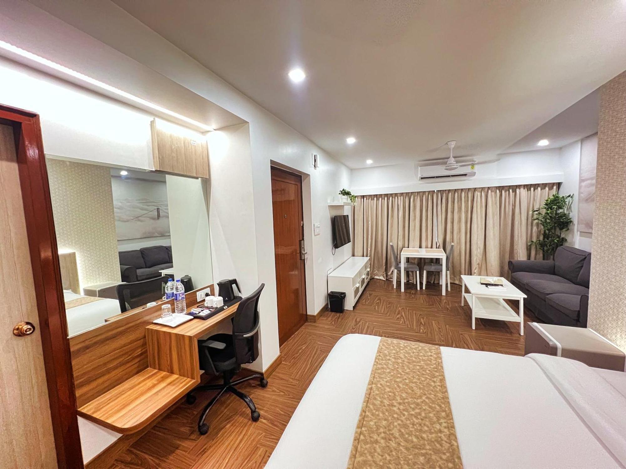 White House By Maxxvalue Service Apartments Bandra Мумбаи Экстерьер фото