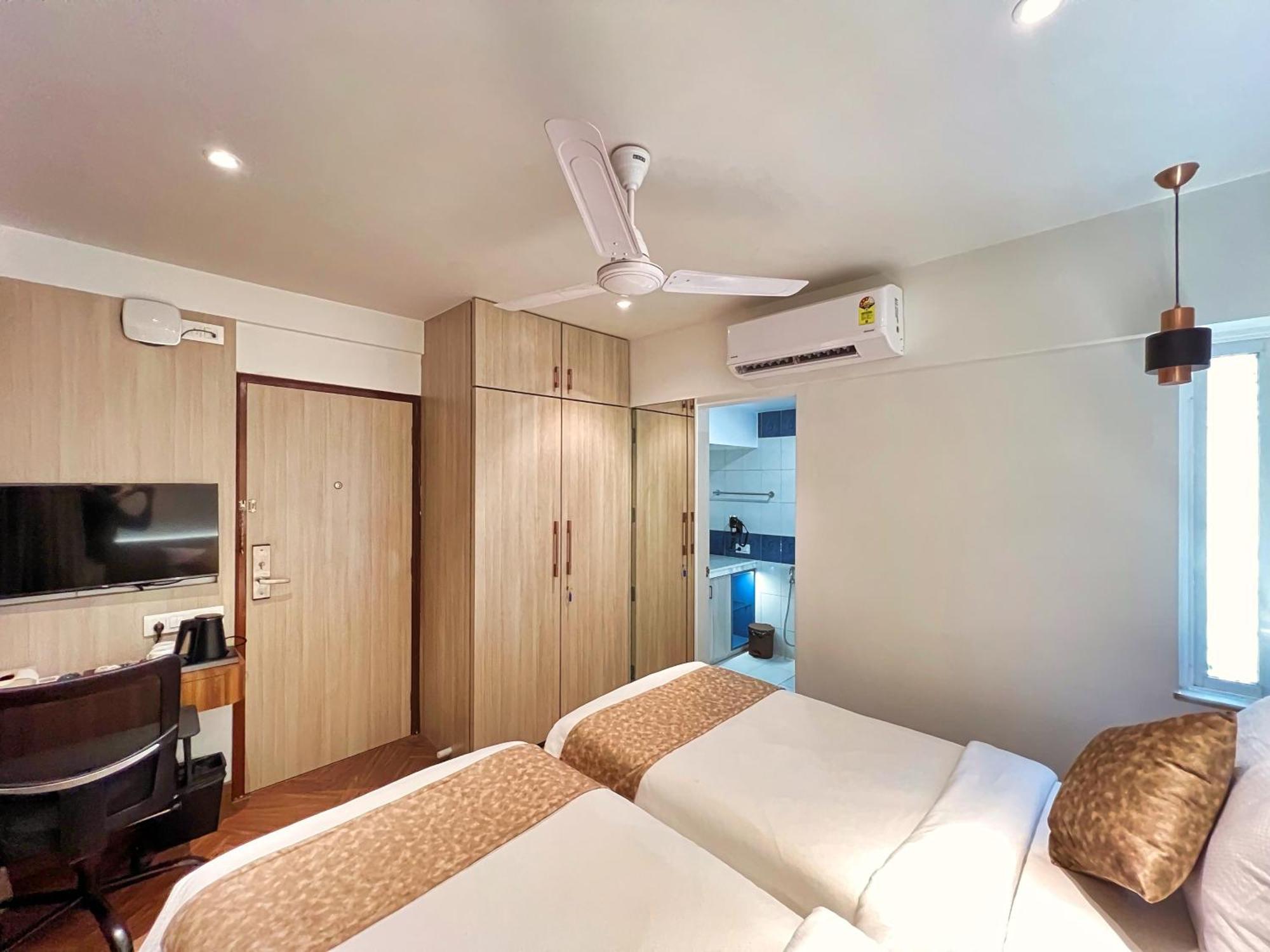 White House By Maxxvalue Service Apartments Bandra Мумбаи Экстерьер фото